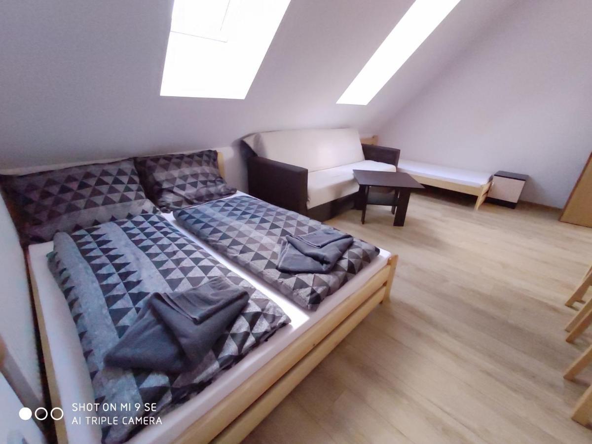 Apartmány Opolany Esterno foto